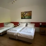Vendégház Malom Udvar étterem és Bér