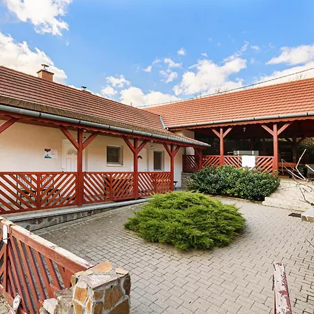 Malom Udvar étterem és Vendégház 3*