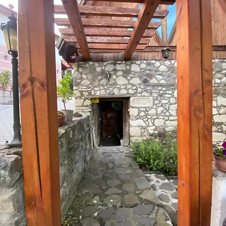 Malom Udvar Panzio Es Etterem * Bér