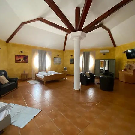 Malom Udvar étterem és 3* Bér