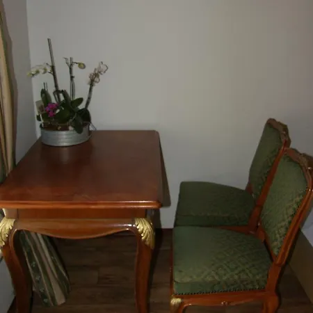 Malom Udvar Panzio Es Etterem