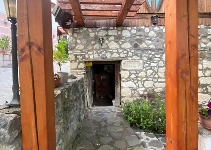 Malom Udvar Panzio Es Etterem 3* Bér